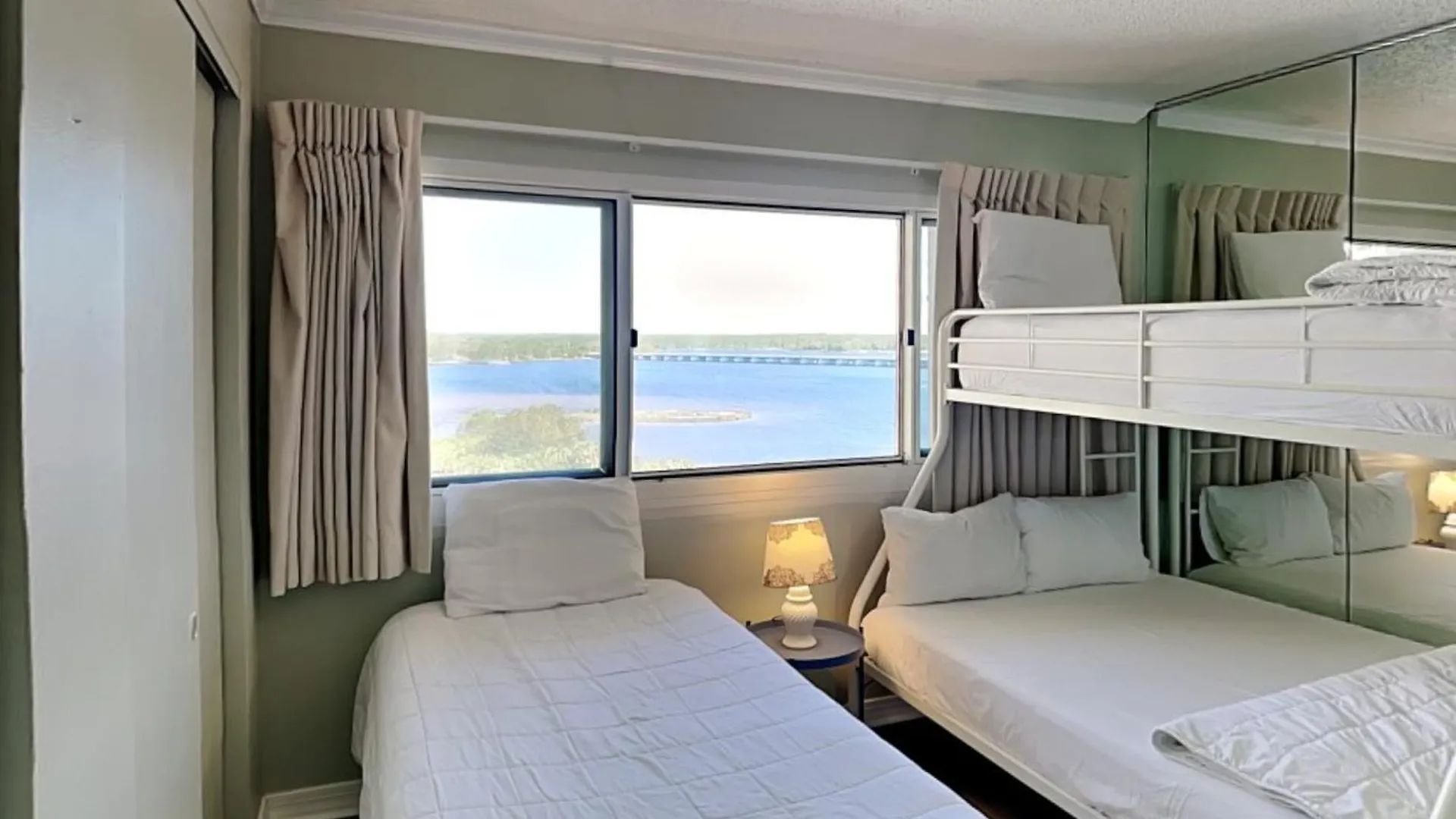 Apartment Pinnacle Port A-702 Panama City Beach